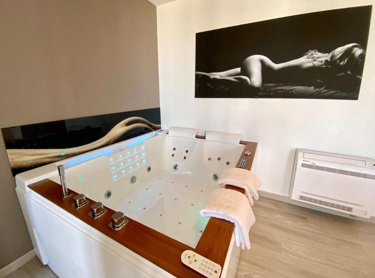 La Vague Tendresse - Vue Mer - Jacuzzi & Sauna Le Tréport Extérieur photo